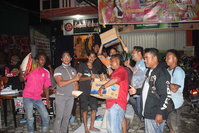 Alfatah Happy Laundry Vuria Racing Tim Bagi Bama ke Korban Banjir Bandang Sentani