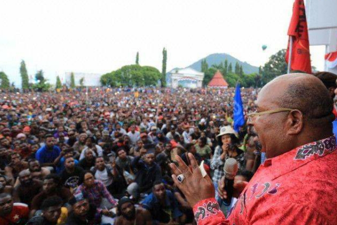 Lukas Enembe : Pernyataan Jokowi Tak Obati Luka Rakyat Papua