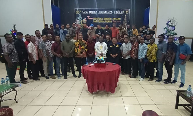 Bintara Leting 32 Polda Papua Gelar Natal Bersama dan Syukuran 11 Jadi Anggota Polri