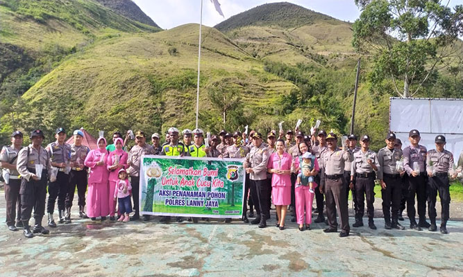 Hari Pohon: Polres Lanny Jaya Tanam 500 Bibit di 3 Lokasi