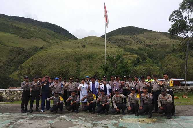 Cegah Virus Corona di Lanny Jaya, Tim RSUD Tiom Sosialisasi ke Polres