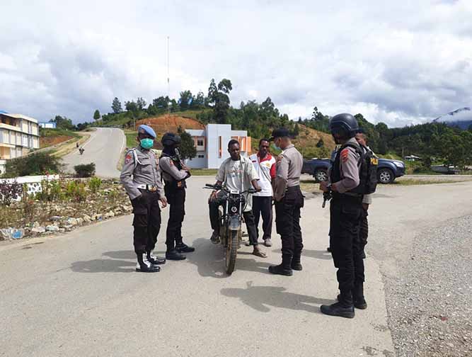 Patroli Cegah Covid19, KBO Samapta Tekankan Selalu Gunakan Masker