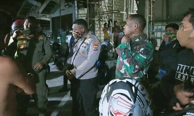 Saat Patroli, Tim Covid-19 Abepura Dapati Ratusan Liter Ballo