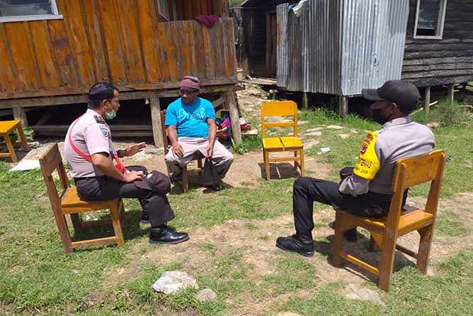 Silaturahmi ke Tomas, Binmas Noken Lanny Jaya Himbau Covid-19 dan Kamtibmas