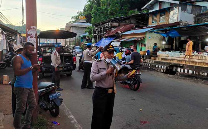 Di Jayapura Utara, Polisi Gencar Himbau Pemberlakuan Jam Beraktivitas