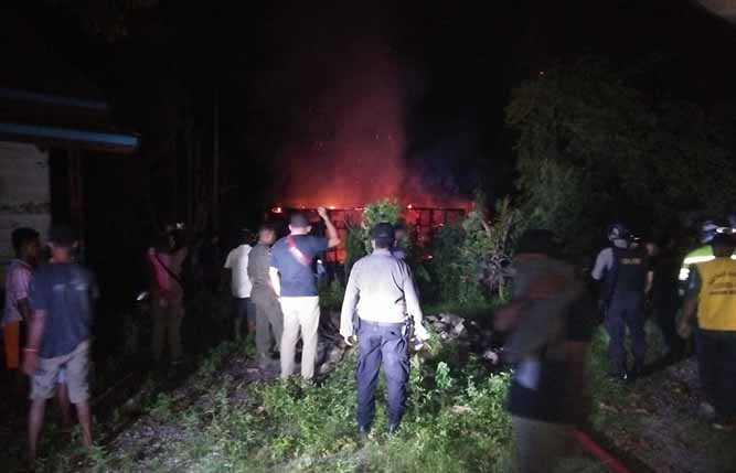 Polsek Abepura Tangani Kasus Kebakaran 1 Unit Rumah di Padang Bulan
