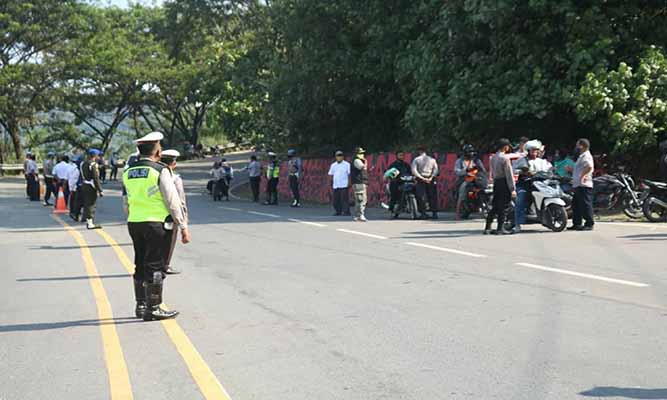 Hari Kedua Batas Aktivitas, Mobilisasi Masyarakat Mulai Berkurang