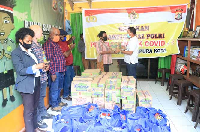 PAK-HAM Terima Bantuan Sembako dari Polresta Jayapura Kota