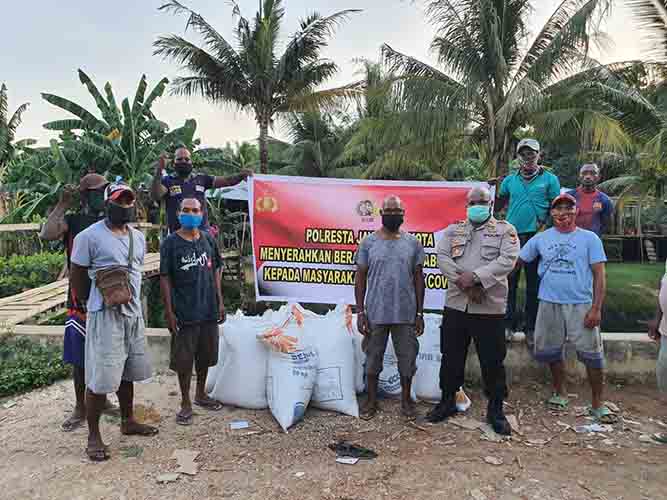 Polresta Salurkan Bantuan Beras Tahap II Dari Mabes Polri Ke Warga
