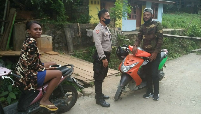 Inilah Wujud Kepedulian Polisi di Heram Ditengah Badai Covid 19