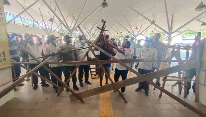 Polisi Mediasi Buka Palang di Pasar Perbatasan RI-PNG
