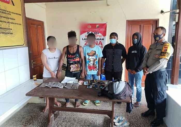Satgas Pamtas RI Bersama Polisi Menangkap 3 Orang Pengedar Ganja
