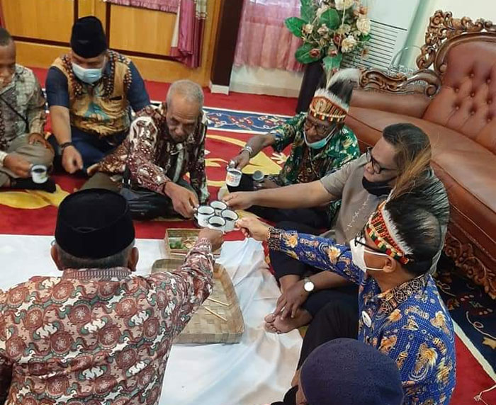 HUT Fakfak Diwarnai Duka