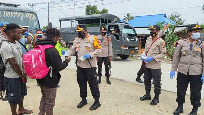 Gencar Cegah Virus Covid-19, Polresta Kembali Bagikan 1.000 Masker