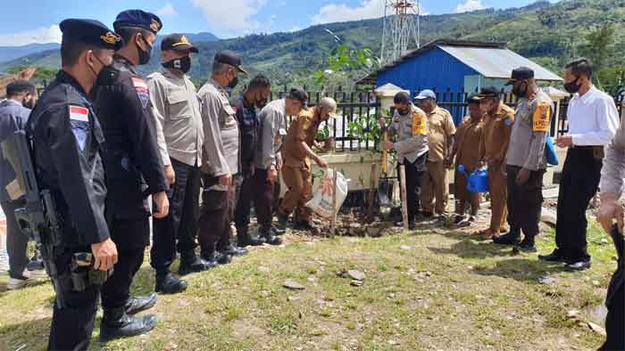 Dukung Tumbuhnya Ekonomi, 3 Kampung di Tolikara Ditanam Puluhan Bibit Kopi
