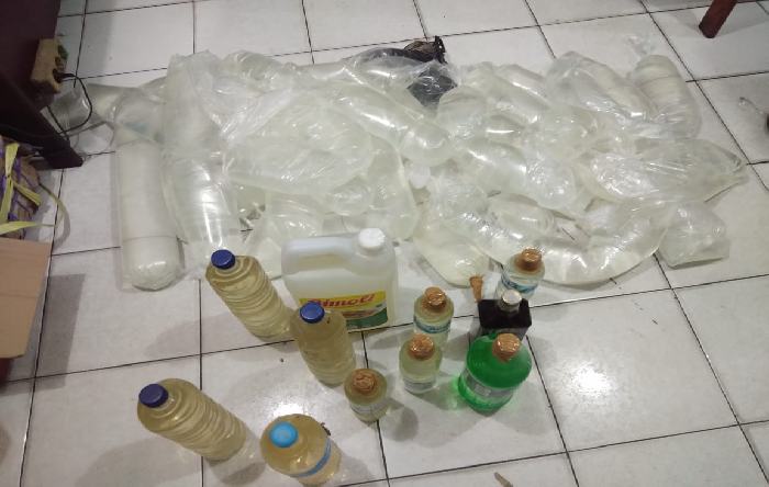 Penyelundupan Ratusan Liter Sopi Dari Ambon Digagalkan Polsek KPL Jayapura