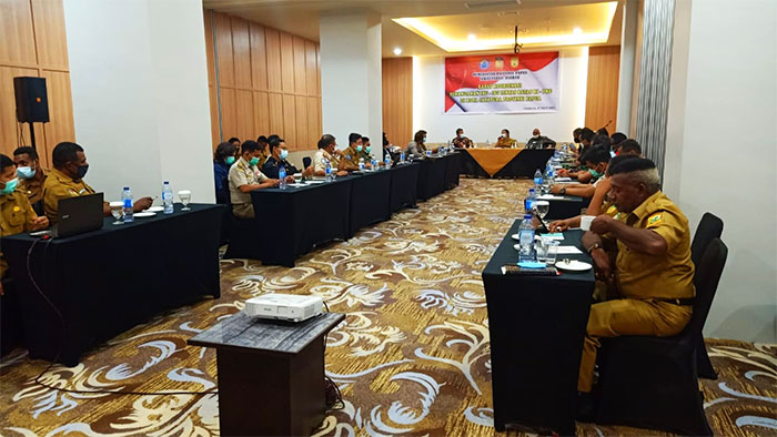 Sepakat Jalur Tikus Sekitar PLBN Skouw Segera Ditutup