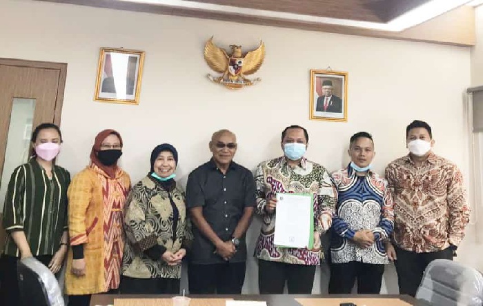 LBH PB SEMMI Dukung Rencana Natalius Pigai Gugat Menteri Agama