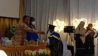 Wisuda SD Inpres 1 Wagom di Aula Santo Yosep Fakfak
