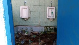 WC Di Terminal Sentral Fakfak Keluarkan Aroma Busuk
