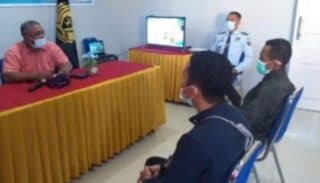 Putri Papua Pimpin Bapas Fakfak Gelar Bimbingan Rohani