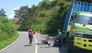 Kurang Hati-hati Pengendara Motor Tewas Terlindas Truk Kontainer di Koya