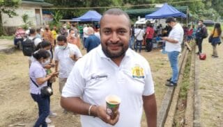 Gerobak Kopi Anak Jalanan, Ian Flemming: Rasanya Tidak Kalah Dengan Cafe Besar