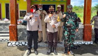 Kapolres Mambra Resmikan Rujab Kapolsek Wartas Yang Dibangun Secara Swadaya