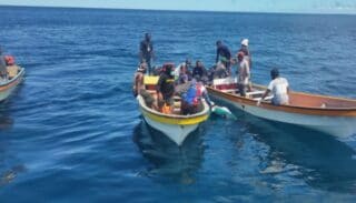 Sosok Mayat Pria Ditemukan Mengapung di Perairan Selat Saireri Antara Yapen dan Waropen