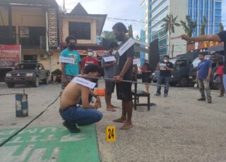 Rekonstruksi Pengeroyokan di Asrama Sorong Padang Bulan, Peragakan 34 Adegan