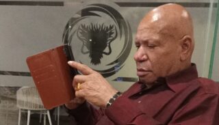 Isu-isu Negatif terhadap Gubernur Papua, Ini Kata Ramses Wally