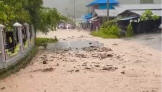 Akibat Hujan Lebat, Banjir dan Longsor Landa Serui