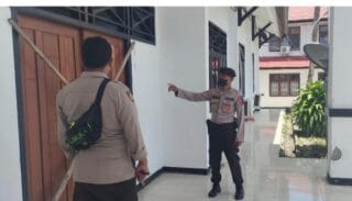 Polres Waropen Mediasi, Buka Palang Kantor BPKAD