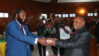 Sidang LKPJ Resmi Ditutup, Bupati Tolikara Apresiasi Kinerja DPRD