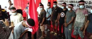 21 Anggota OPM Distrik Kosiwo Serahkan Diri dan Nyatakan Sikap Kembali NKRI