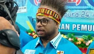AGW Terpilih Kembali Pimpin KNPI Papua