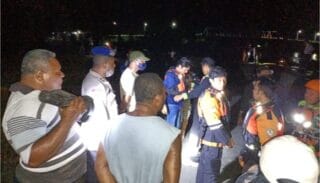 Kembali 1 Warga Tenggelam di Pantai Holtekam Masih Dalam Pencarian Tim Gabungan