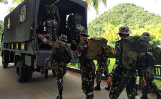 1 SSK Personel Satgas Pra TMMD KE-113 Dilepas Dandim 1709 YAWA