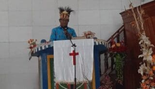 Pelatihan Pandu Sidang Sinode di Jemaat GKI Alfa Omega Urfas Waropen Dibuka Pdt Andrikus Mofu