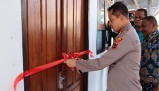 Tingkatkan Layanan Kesehatan, Kapolres Yapen Operasikan Rawat Inap Polik Darma Patria Tama