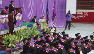 STT GIDI Wisudakan 32 Strata 1 Teologia Angkatan XIII dan Sarjana Pendidikan Kristen