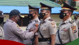 Serah Terima Jabatan Penjabat Polres Lanny Jaya Dipimpin Langsung Kapolres
