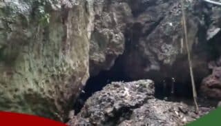 Goa Jepang dan Telaga Kerewai yang Sakral di Kampung Dondai