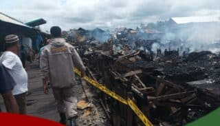 Polisi Selidiki Penyebab Kebakaran 121 Kios dan 4 Rumah di Asmat