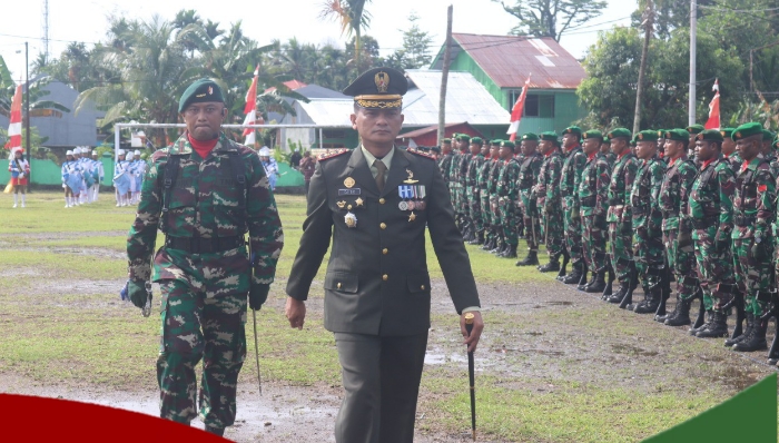 Upacara HUT TNI Ke-77 di Kodim 1709 Yawa, Panglima TNI Imbau Prajurit ...