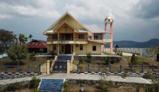 Aula Gereja Ebenhaezer Dijadikan Tempat Sholat Bagi Peserta KMAN VI