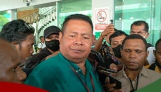 Keluarga Minta Kasus Gubernur Lukas Enembe Dialihkan ke Para-para Adat Papua