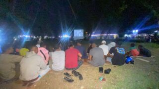 Polres Yapen Gelar Nobar Film Perjuangan Untuk Tumbuhkan Nasionalisme Generasi Muda