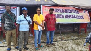 Posko Bantuan Kebakaran Kampung Awunawai Butuhkan Perlengkapan Bayi