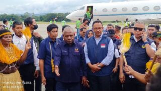Suasana Penyambutan Hangat, Anies Baswedan Rasakan Kuatnya Persaudaraan di Papua